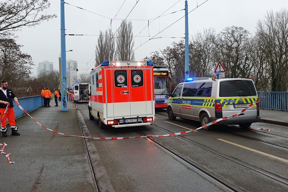 halle unfall 29.10.2018 fahrrad frau