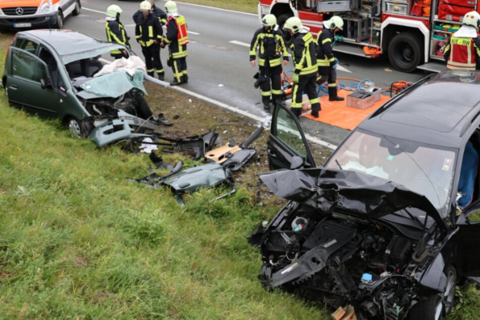 Erneut schwerer Unfall auf Autobahnzubringer zur A72: Fünf Personen verletzt