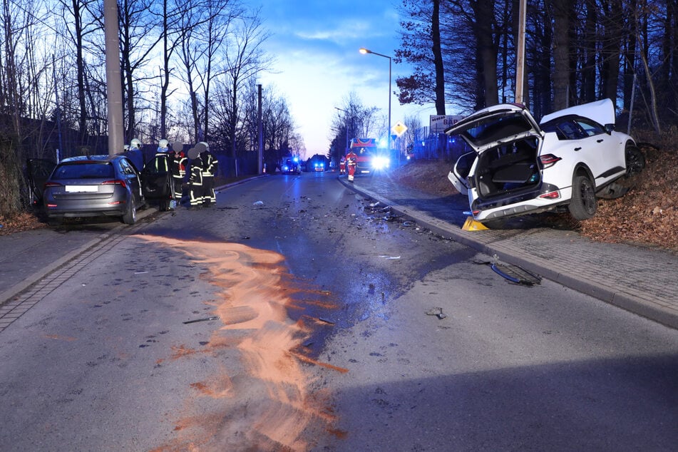 Auf der Horkenstraße in Bannewitz kam es am Nachmittag zu einem schweren Unfall.
