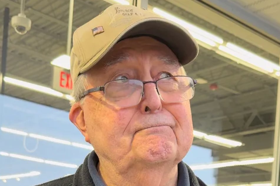Trotz seines stattlichen Alters arbeitet Ed Bambas (88) noch fünf Tage die Woche im Supermarkt.