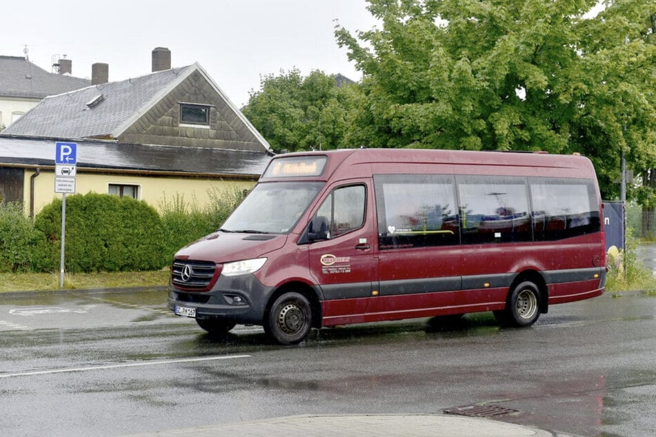 Der Kleinbus zwischen Grüna und Mittelbach bleibt dauerhaft.