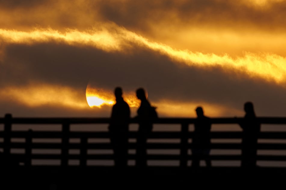 California braces for suffocating heatwave as authorities warn of dangerous conditions