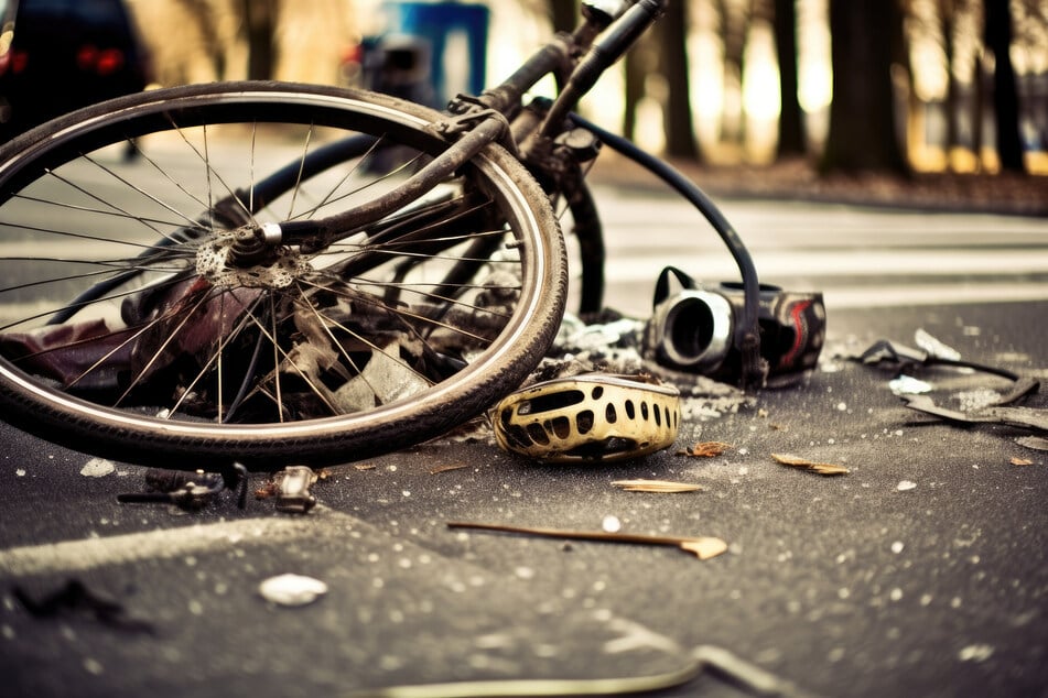 Fahrerflucht: Radler bei Unfall schwer verletzt
