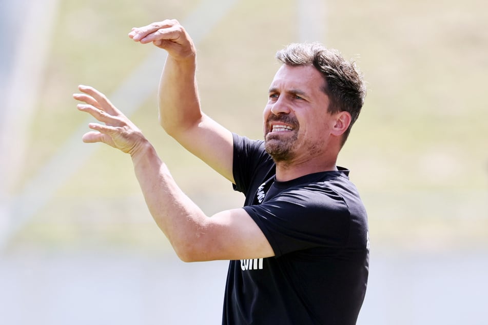 Muss die Euphorie übertragen bekommen und an harte Arbeit appellieren: SGD-Coach Thomas Stamm (42).