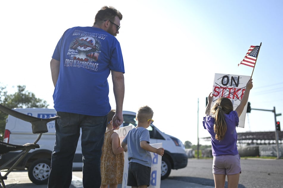Striking Boeing defense workers once again vote down contract offer