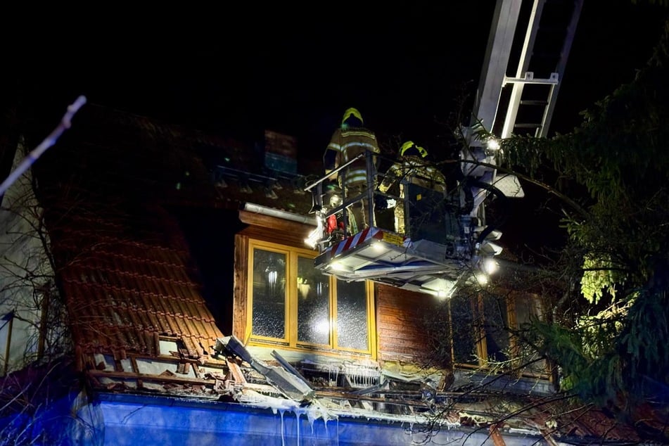 Die Feuerwehr rückte am Sonntag zu einem Großeinsatz an.