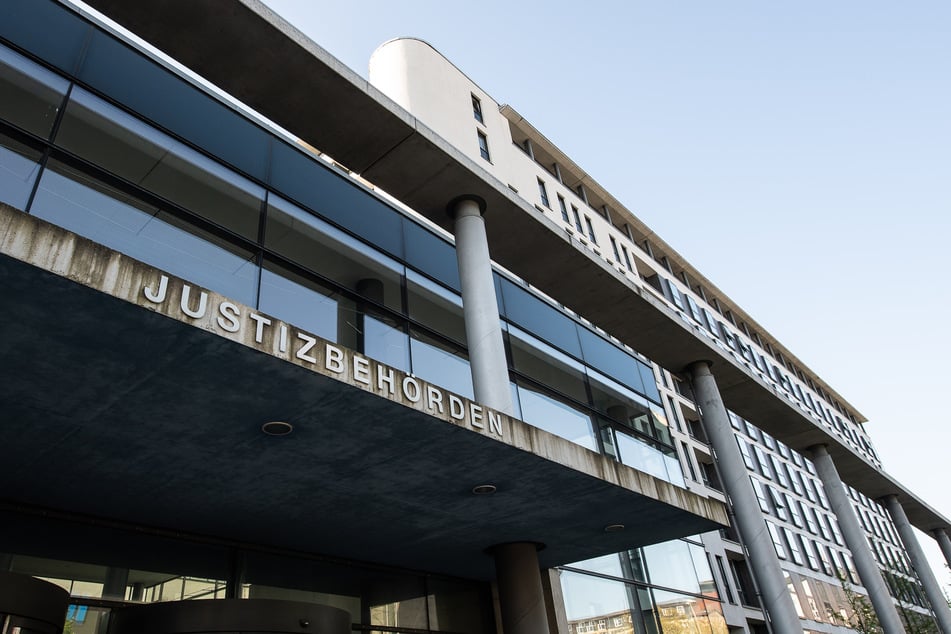 Vor dem Kasseler Landgericht wurde das grausame Tötungsdelikt verhandelt.