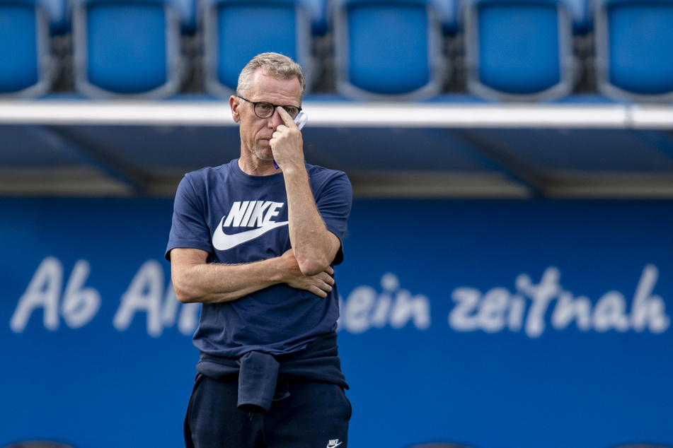 Peter Stögers (56) Vertrag bei Austria Wien läuft zum Saisonende aus, eine Rückkehr zum 1. FC Köln scheint jedoch immer unwahrscheinlicher.