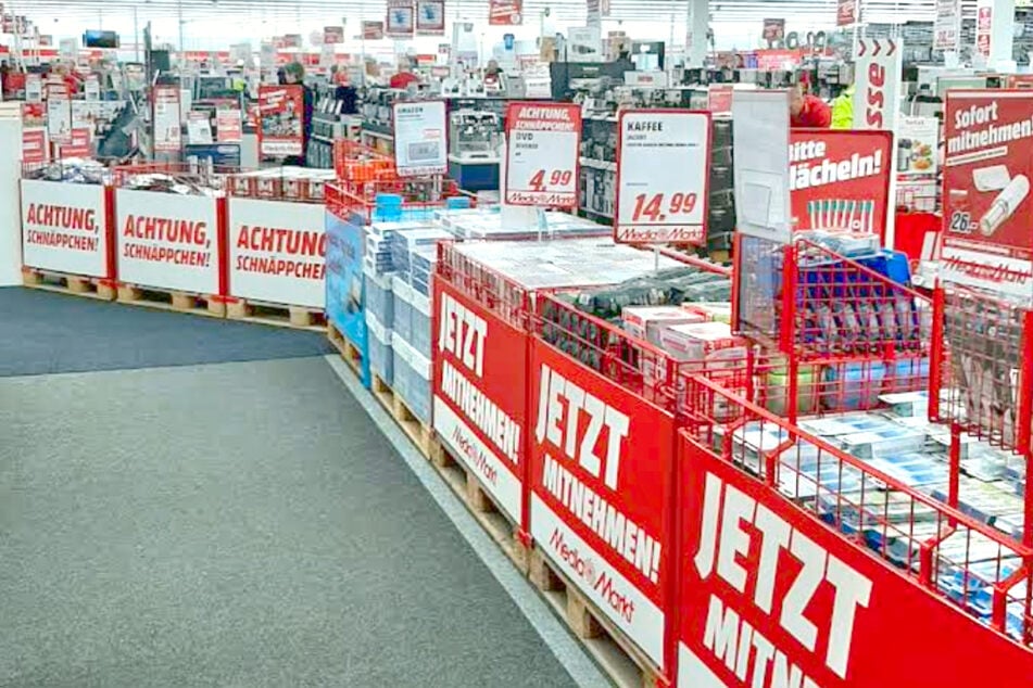 Großer Lagerverkauf bei MediaMarkt Rostock-Brinckmansdorf am Sonntag (9.11.) ab 13 Uhr.