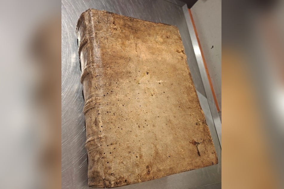 Das Buch stammt aus dem Jahr 1472.