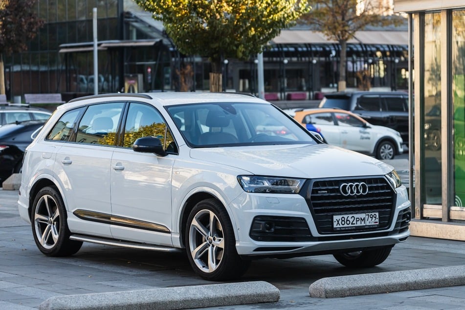 Klar ist, dass Audi aktuell an einem Nachfolger seines großen SUV arbeitet.