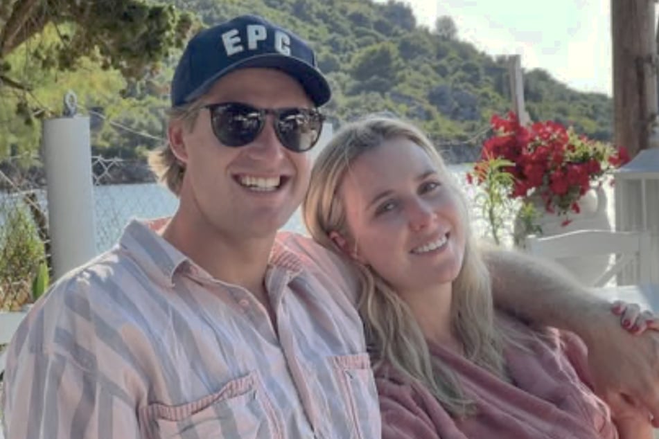 Molly und George Philip (beide 29) werden ihre kuriose Hochzeit wohl nie vergessen.