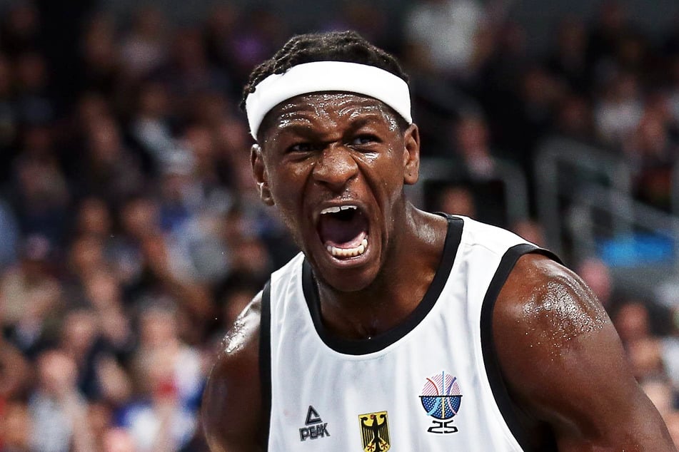 ¡Isaac Bonga y sus compañeros llegan a la final del Campeonato Europeo!