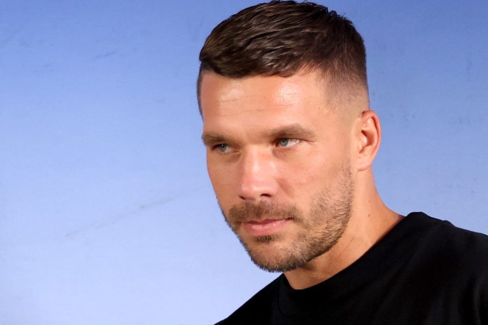 Lukas Podolski (37) ist neues Werbegesicht für Schüttflix.