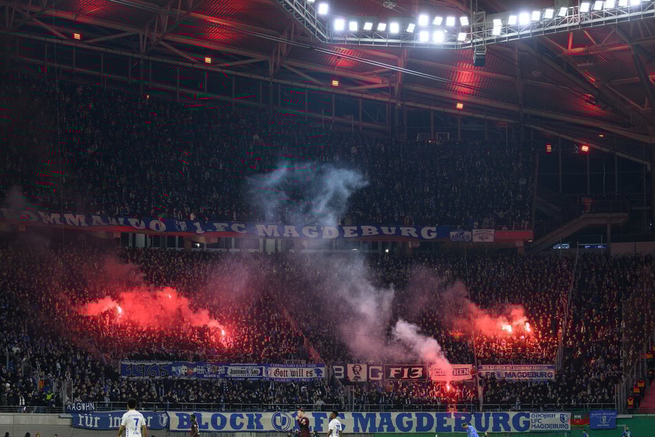 Das Verhalten im Stadion sorgte auf Seiten der Leipziger für Verwirrung. Hatten die Magdeburger den tragischen Fall nicht mitbekommen?