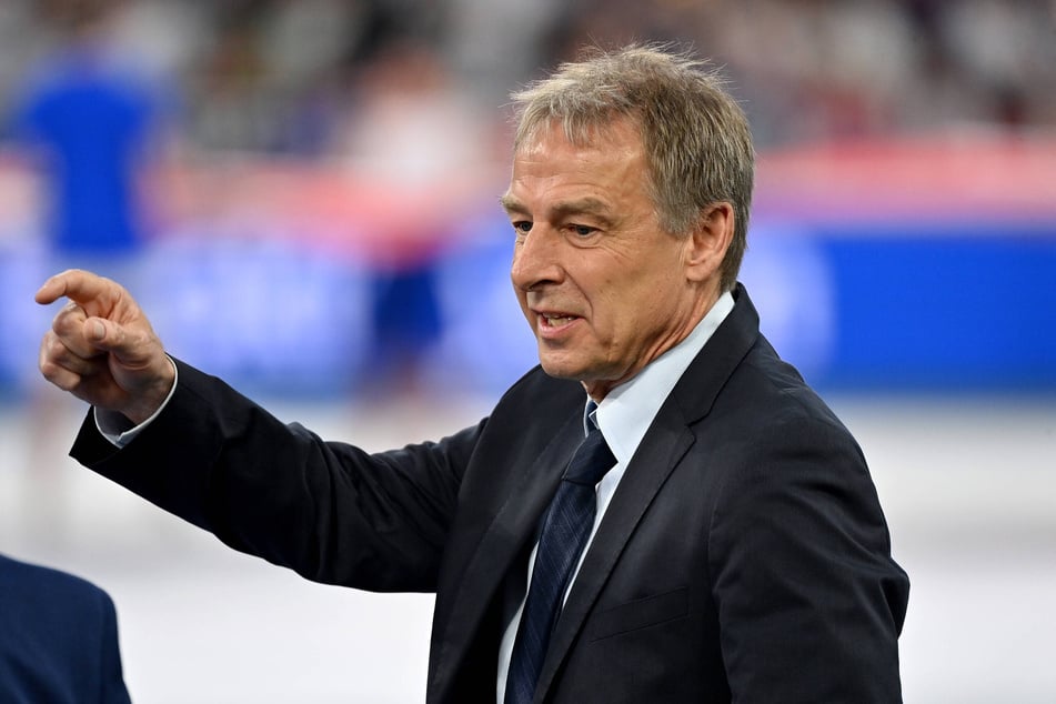 Ex-Bundestrainer Jürgen Klinsmann (61) hat knallhart mit der DFB-Elf abgerechnet.