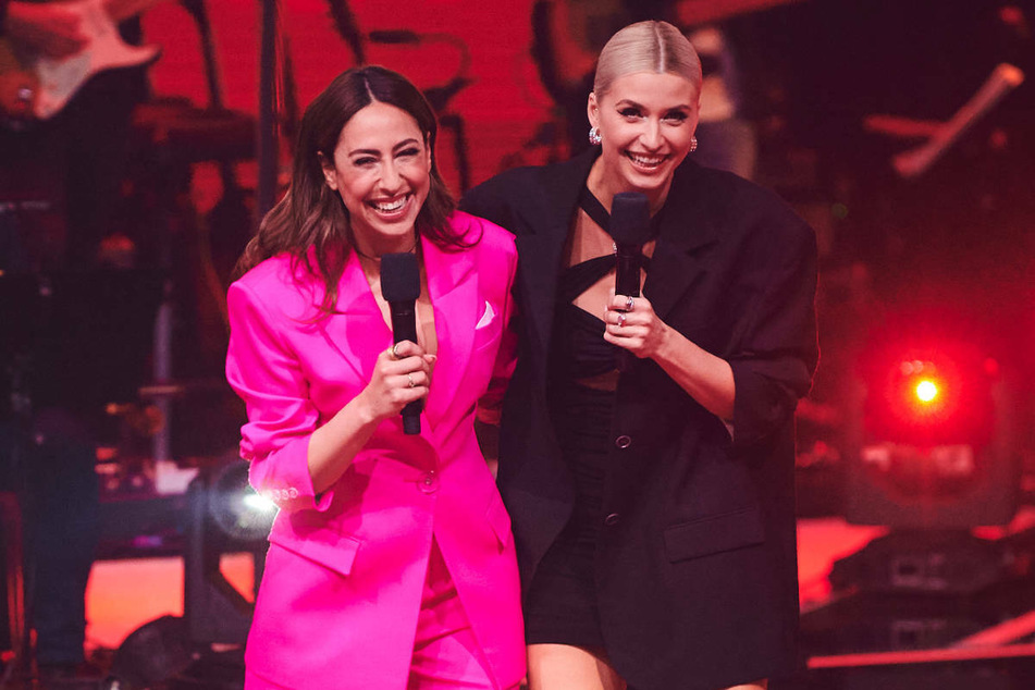 2021 hatten Melissa Khalaj (32, l) und Lena Gercke (34) beim Halbfinale von "The Voice of Germany" noch gemeinsam Spaß auf der Bühne.