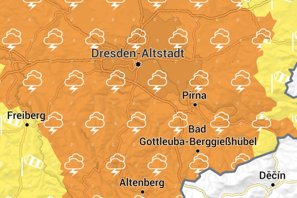 Noch bis 16 Uhr warnt der DWD für Dresden und weitere Teile Sachsens vor schweren Gewittern.