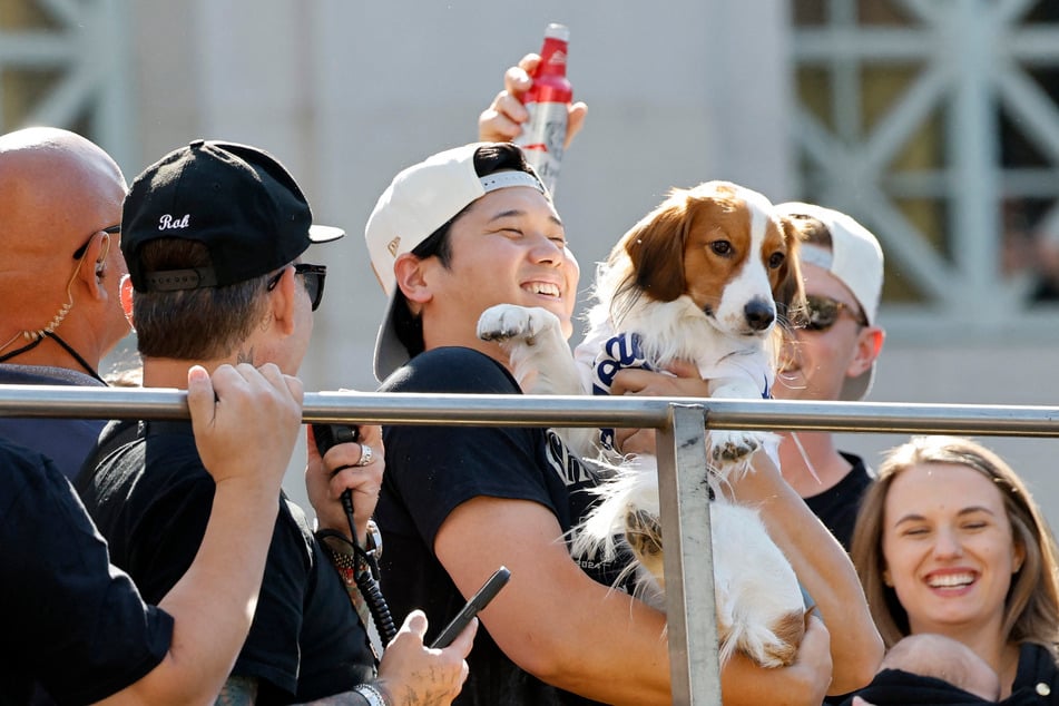 Dodgers superstar Shohei Ohtani brought his dog, Decoy, to Friday's big parade.