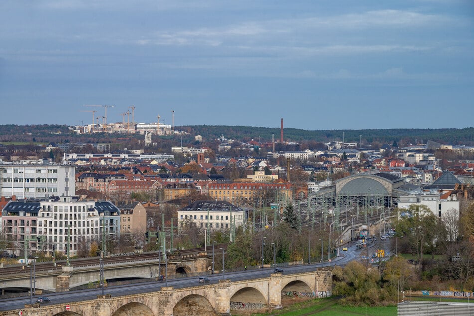 Könnten auch in Dresden - etwa im Norden - Windräder gebaut werden? Der Stadtrat sprach sich dagegen aus.