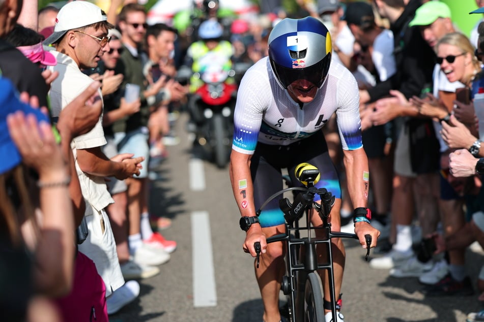 Der Triathlon besteht aus drei Instanzen: Laufen, Radfahren und Schwimmen. (Symbolbild)