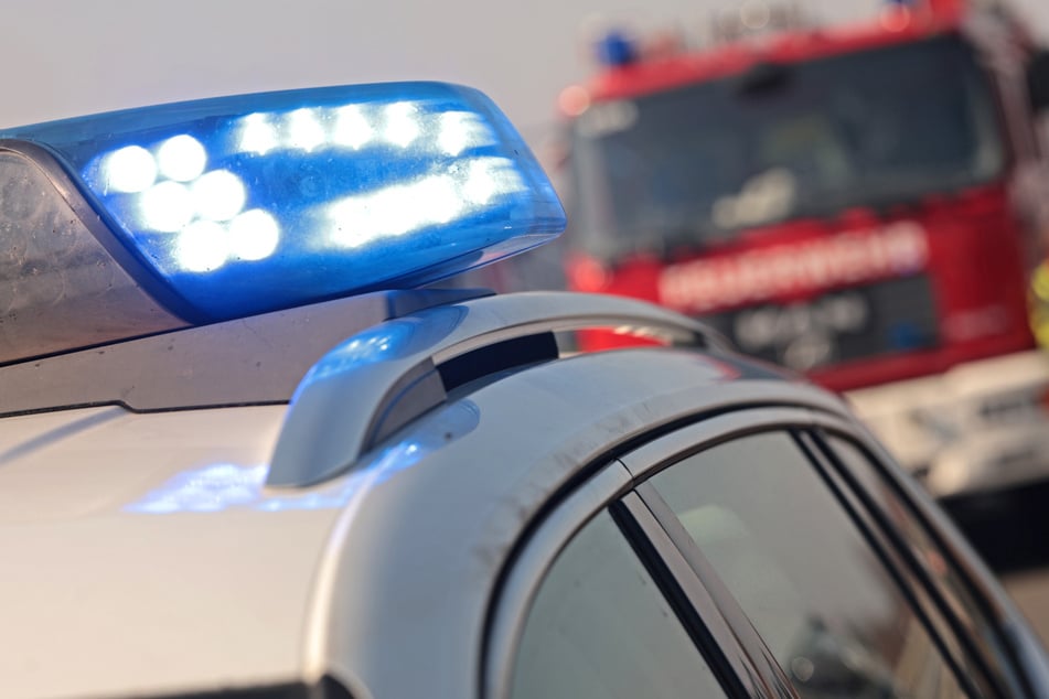 Unfall A4: Unfallflucht auf A4 bei Dresden: Motorradfahrer (17) stürzt, Lkw fährt einfach weiter