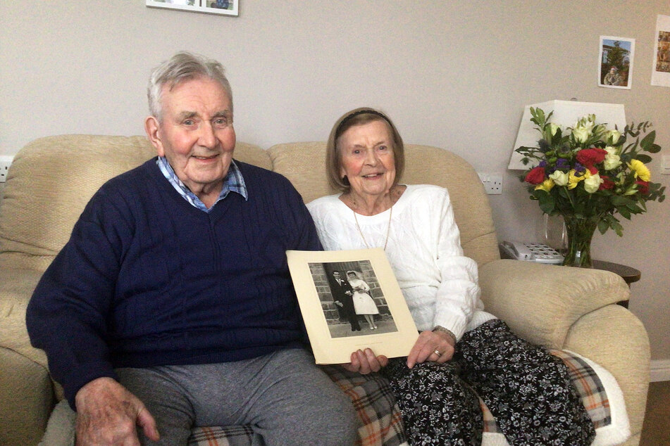 Josephine und Aubrey Langley, 90 und 91 Jahre alt, verrieten (mit einem Schmunzeln) das Geheimnis ihrer 64-jährige Ehe.