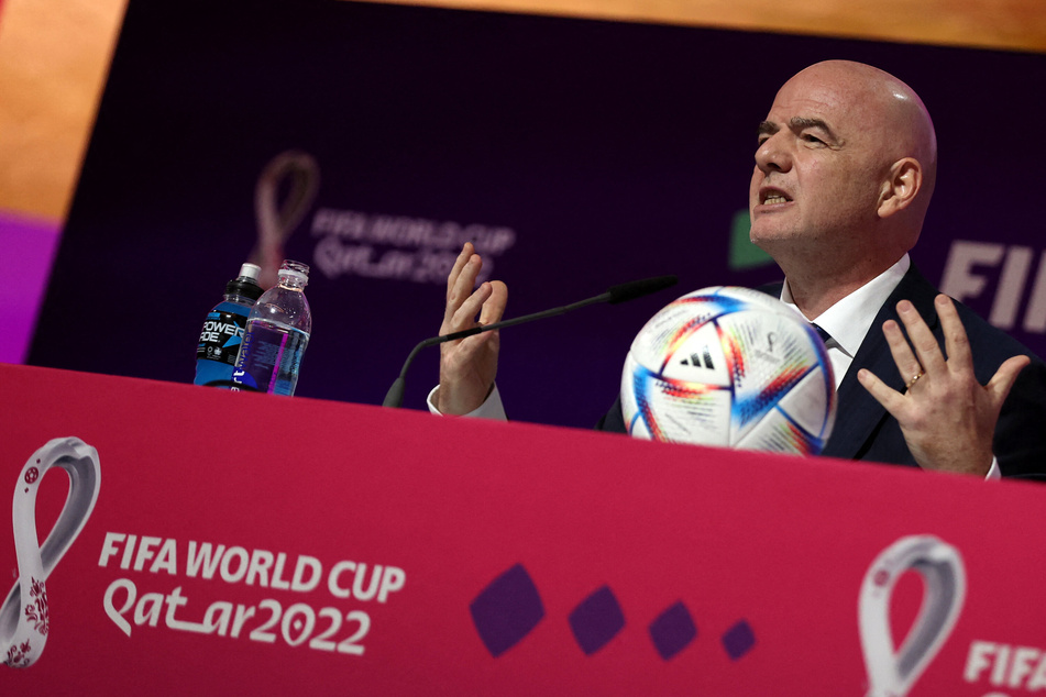 FIFA president Gianni Infantino in unhinged speech on eve of World Cup: "I feel gay, I feel disabled"