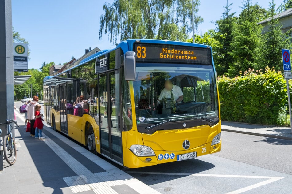 Die Linie 83 nach Euba fährt bald seltener. Der Schülerverkehr soll aber weiter abgesichert bleiben.