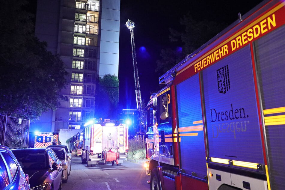 In einem Hochhaus in der Rosenbergstraße kam es am Donnerstag zu einem Feuerwehreinsatz.