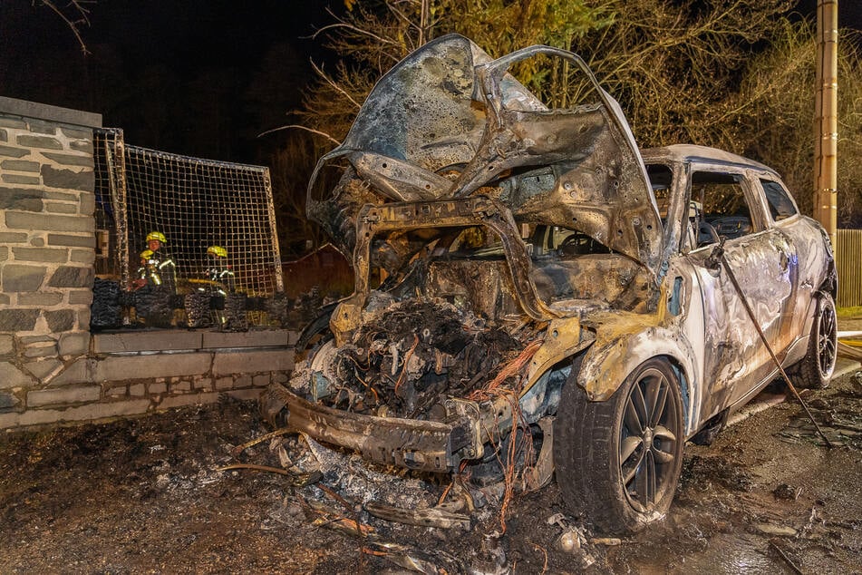 In der Nacht zu Samstag ist in Plauen ein Mini ausgebrannt.