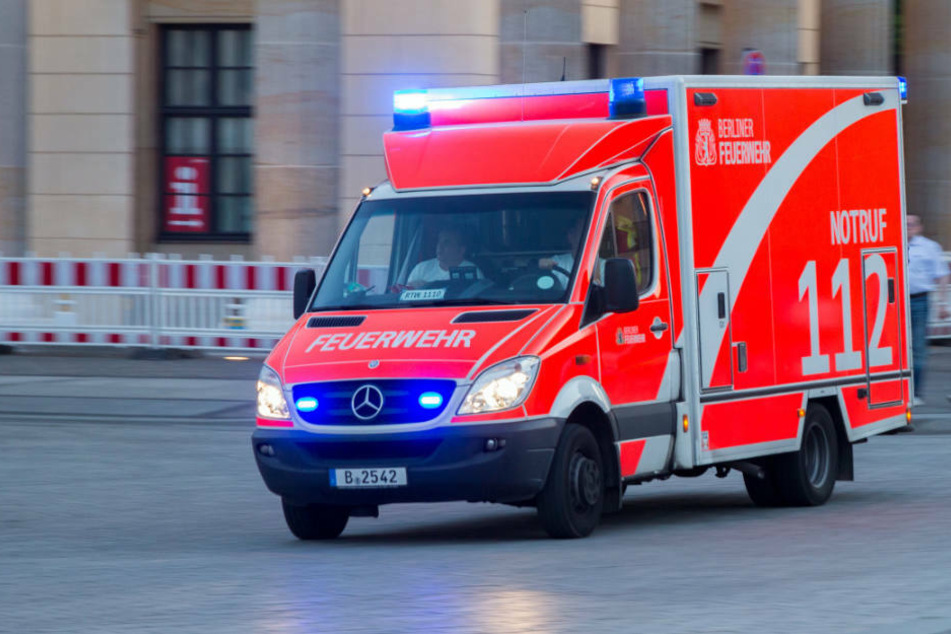 Zwei schwere Verkehrsunfälle mit verletzten Fußgängern in Berlin