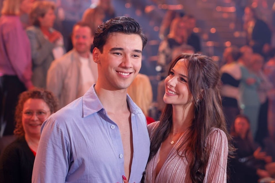 Schon bei "Let's Dance" konnte Diego Pooth (21) auf die Unterstützung seiner Freundin Louisa (23) bauen.