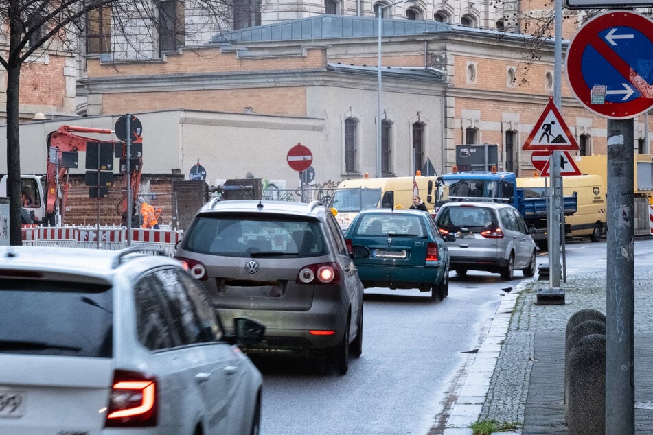 Einfahrt verboten: Zahlreichen Autofahrern ist dieses Verkehrsschild komplett egal.