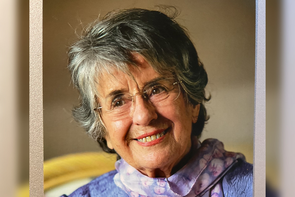 Hermine Schmidt ist im Alter von 98 Jahren gestorben. Sie war die letzte bekannte KZ-Überlebende der Zeugen Jehovas in Deutschland.