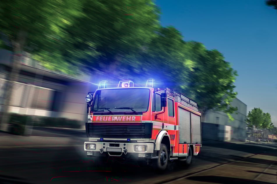 Feuerwehr und Polizei mussten in der Nacht ausrücken. (Symbolfoto)