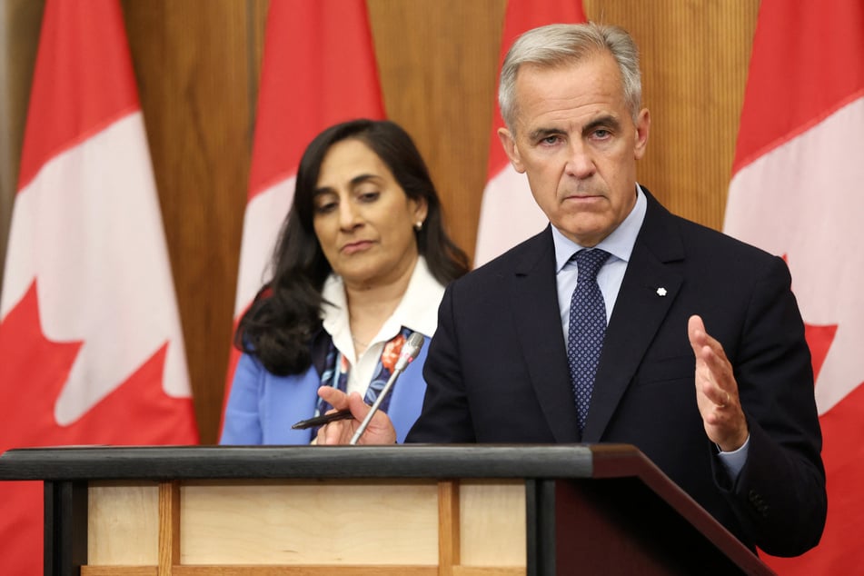 Canadian Foreign Affairs Minister Anita Anand (l.) said she has summoned Israel's ambassador over the treatment of activists participating in the latest Gaza flotilla mission.