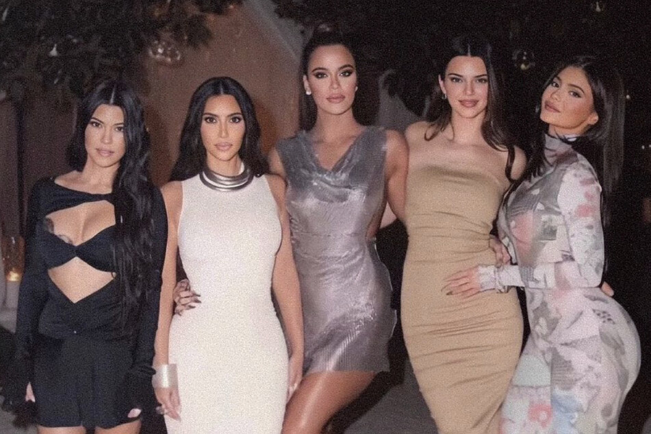 From l. to r.: Kourtney Kardashian, Kim Kardashian, Khloé Kardashian, Kendall Jenner, and Kylie Jenner will return alongside their mom, Kris Jenner, in the upcoming Hulu series The Kardashians.