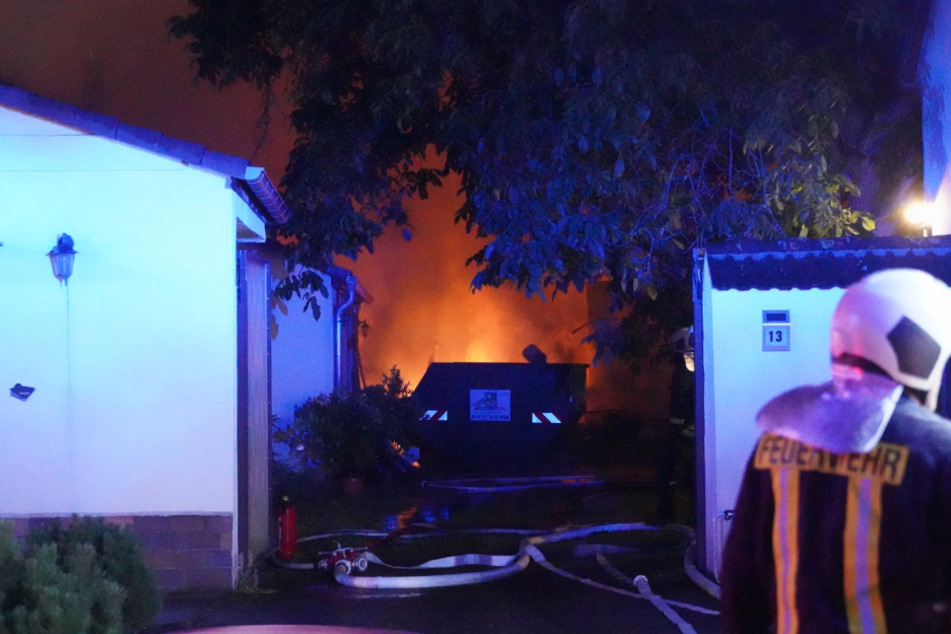 Schon vor gut einem Monat war es zu einem Brand auf einem Drei-Seiten-Hof in Tätschwitz gekommen.