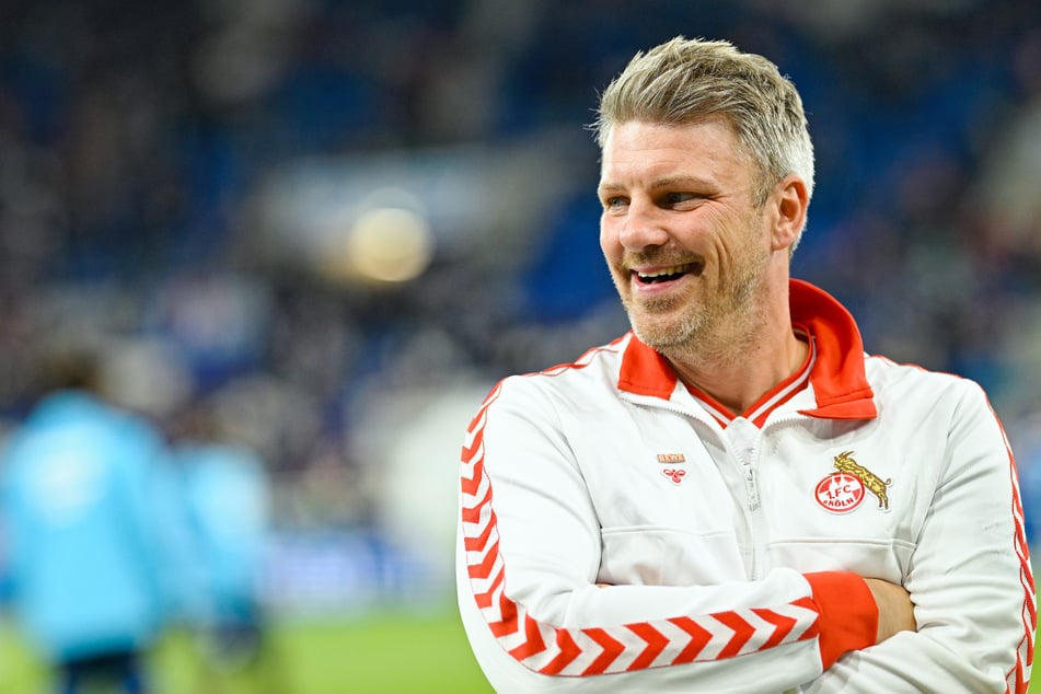 Köln-Trainer Lukas Kwasniok (44) beobachtete den FC St. Pauli im Pokal und war von deren Spielweise begeistert.