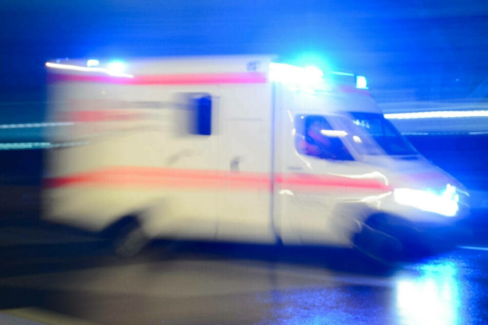 Im Suff hat eine 45-Jährige bei Crimmitschau einen Unfall gebaut. (Symbolfoto)