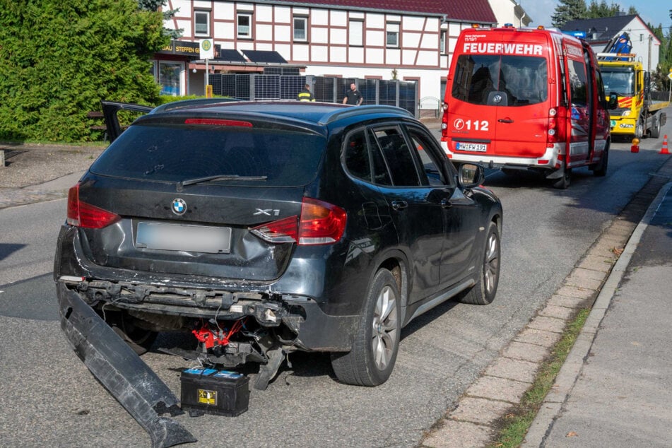 Die Bundesstraße musste nach dem Crash voll gesperrt werden.