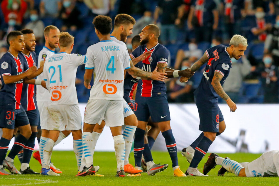 Hitzig ging es beim französischen Spitzenspiel zwischen Paris und Marseille zu.