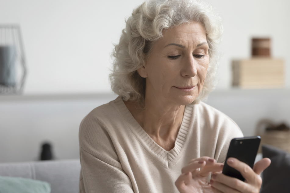 "Digitalpakt Alter": Sachsen will seine Senioren fit für die Smartphones machen!
