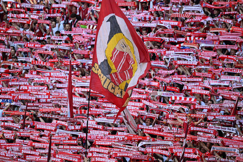 Nach dem letzten Heimspiel des FC Bayern in dieser Saison randalierten einige hundert Fans. (Symbolfoto)