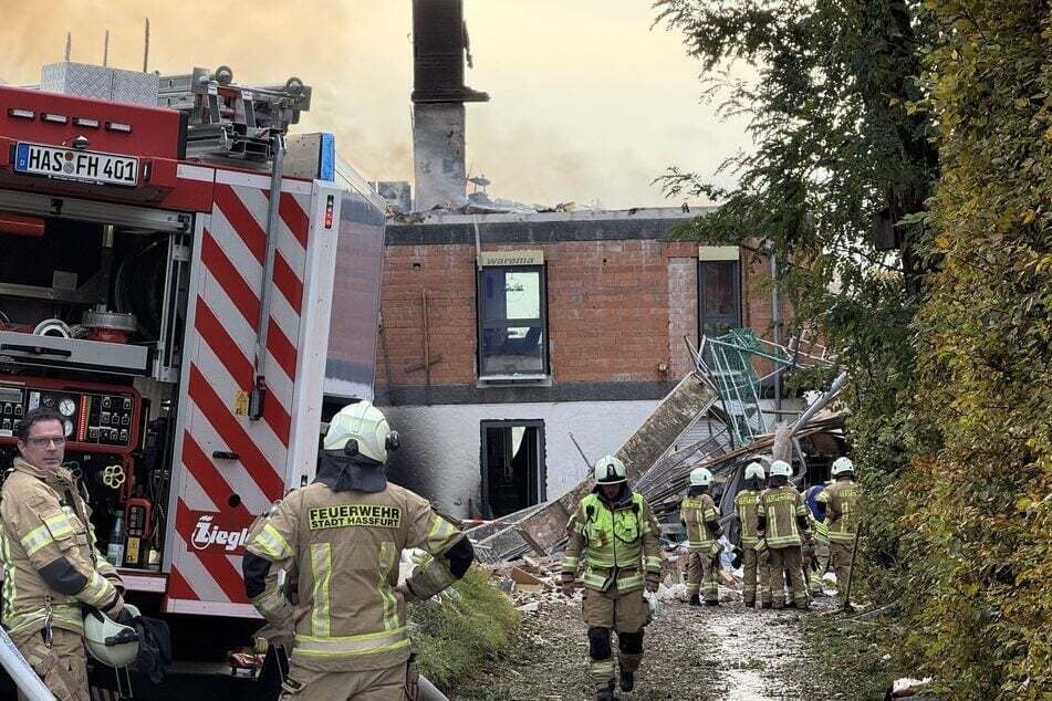 Ein Großaufgebot der Feuerwehr kämpfte am vergangenen Dienstag gegen die Flammen.