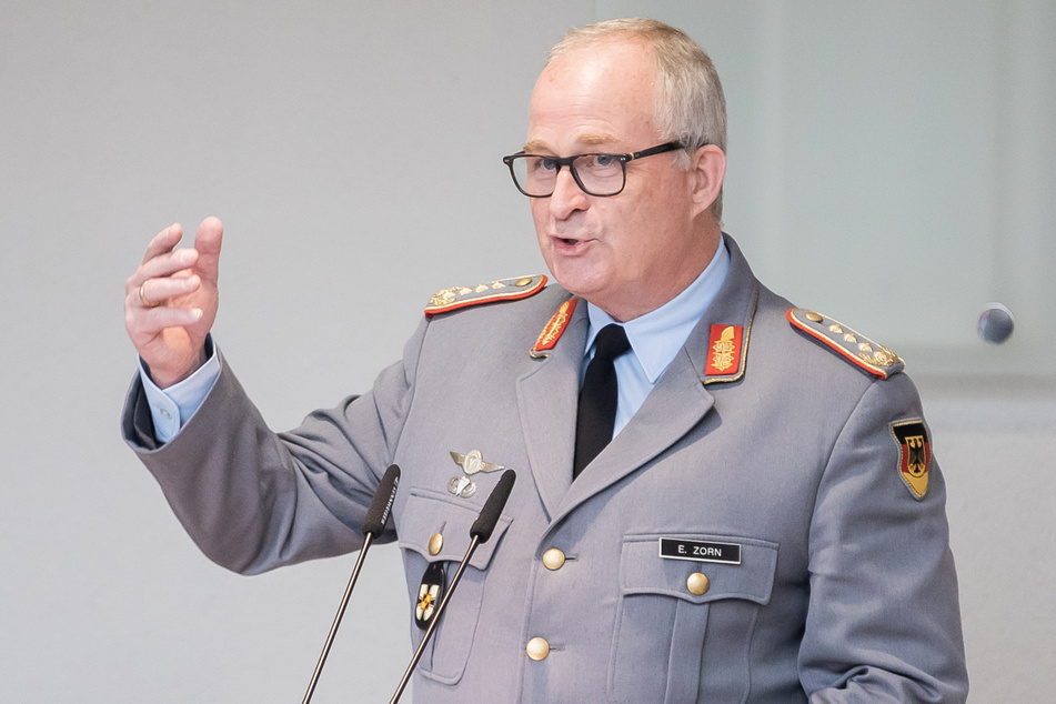 Eberhard Zorn, Generalinspekteur der Bundeswehr, bezweifelt, dass die Ukraine in der Lage ist Russland auf breiter Front zurückzudrängen.