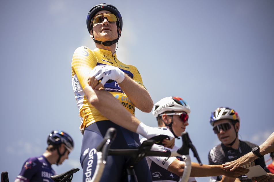 Bei der Tour de Suisse 2023 war Stefan Küng mehrere Etappen in Gelb unterwegs. Nach dem Tod von Gino Mäder (†26) zog er sich jedoch von der Rundfahrt zurück.