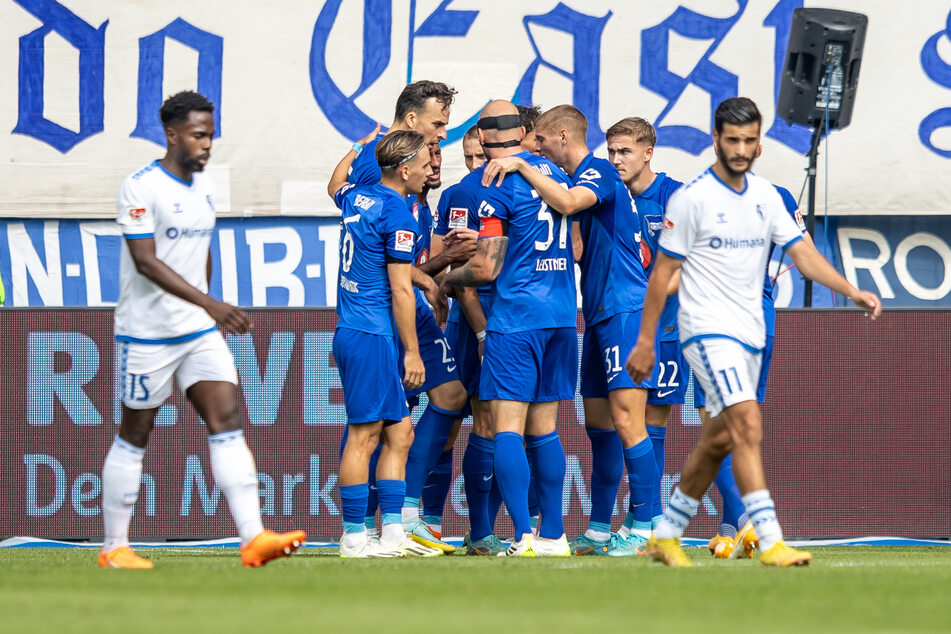 Blitzstart für Hertha BSC! Die Gäste gingen nach einem großen Abwehrfehler der Magdeburger schon nach etwas mehr als einer Minute in Führung.