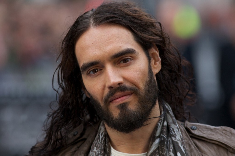 Russell Brand is facing yet another sexual assault accusation stemming from his alleged misconduct on the set of the film Arthur in 2010.